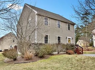 45 Scheffler Dr, Wareham, MA 02571