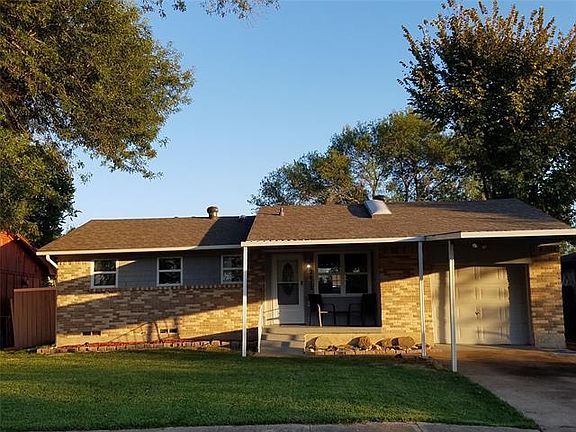 2nd image of 2412 Moreland Dr
