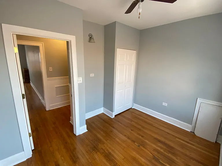 1706 N Narragansett Ave #205 — Photo 6