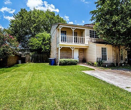 2nd image of 103 Normal Park Dr #A