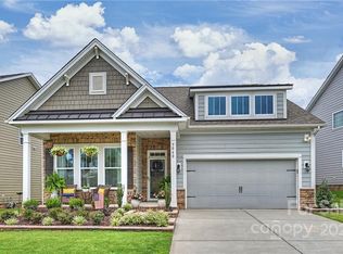 5060 Oakmere Rd, Waxhaw, NC 28173