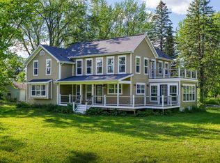 W9828 Hintz Rd, New London, WI 54961