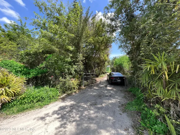 345 MANSON Lane, Jacksonville, FL 32220