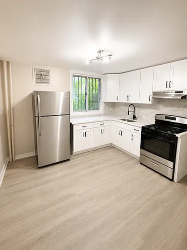 265 W Runyon St Photo 1