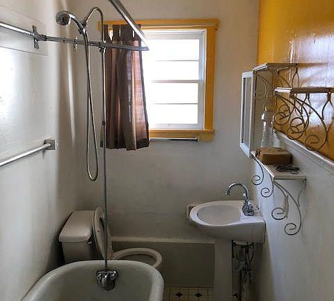 5th image of 11 1/2 College Ave #2