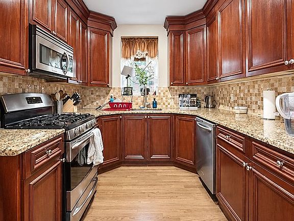5th image of 621 90th St APT 1