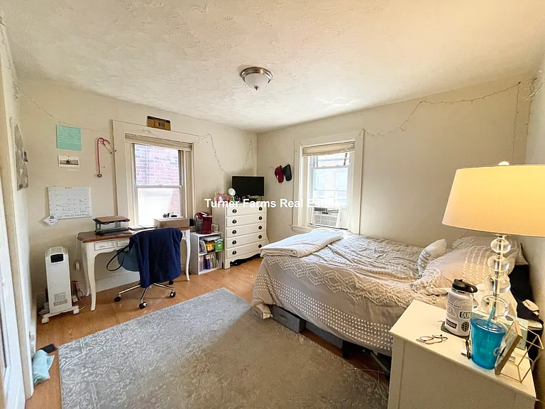 2 Shepherd Ave #2 — Photo 18