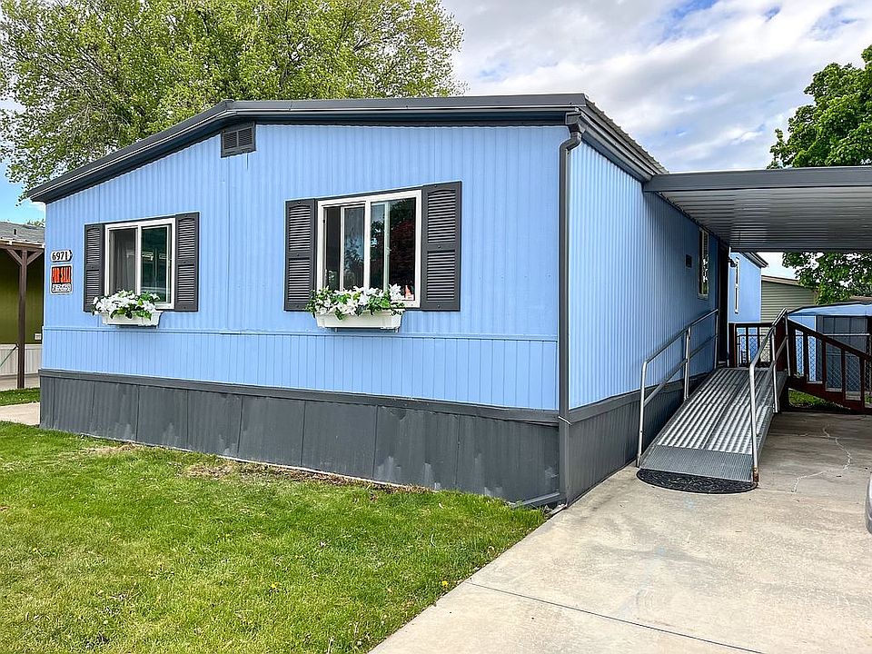 Front of home & ADA ramp