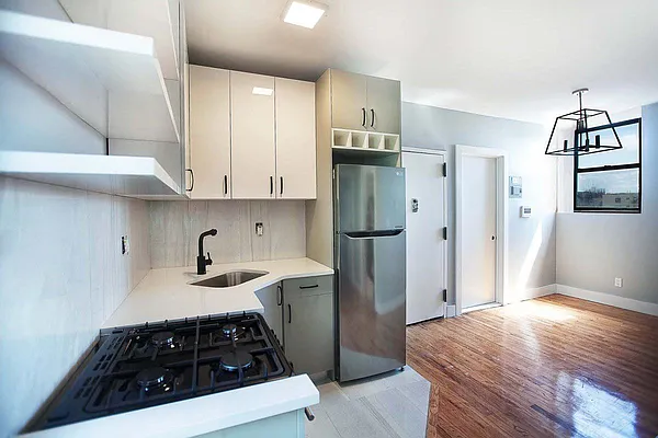 Rented by Bohemia Realty Group | media 29