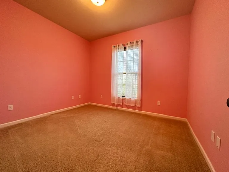 106 Valcour Pl — Photo 11