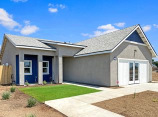 10616 Daisy Way, Armona, CA 93202