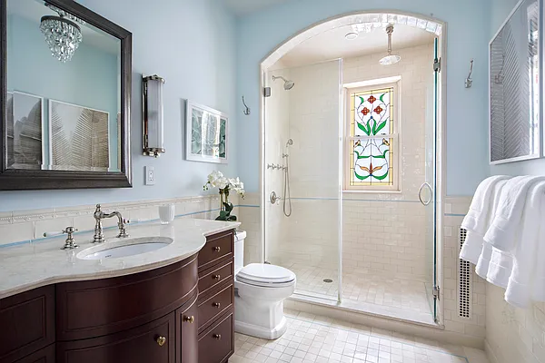 Sold by Sotheby's International Realty | media 19