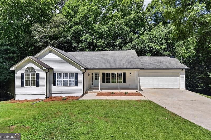 1st image of 5027 Fitts Dr NE