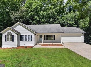 5027 Fitts Dr NE, Roswell, GA 30075