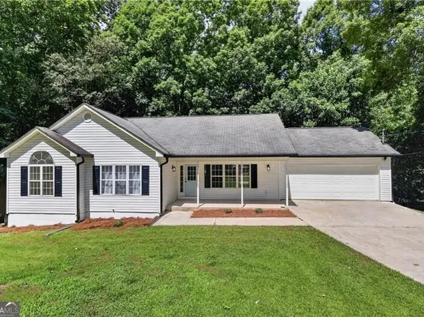 5027 Fitts Dr NE, Roswell, GA 30075