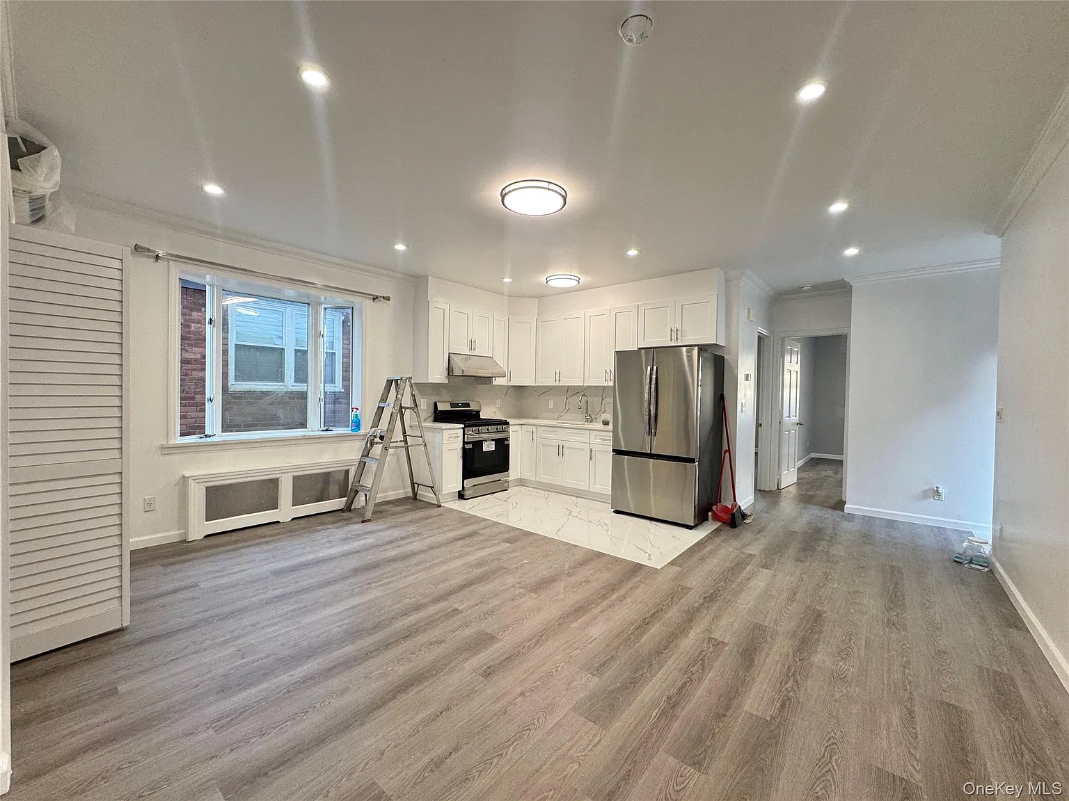 2 bed, 2.0 bath, 1112 sqft, $3,300 — Photo 1