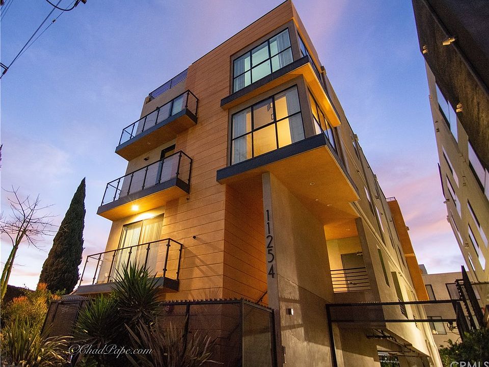 1st image of 11254 Mississippi Ave #2