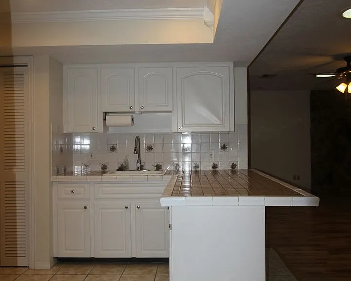 818 Druid Hills Rd — Photo 6