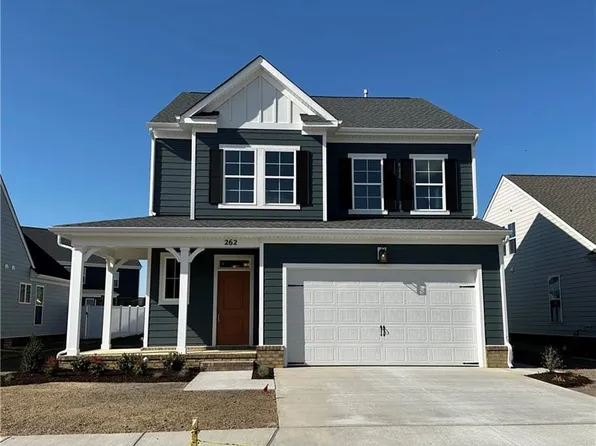 262 McCormick Dr, Suffolk, VA 23434