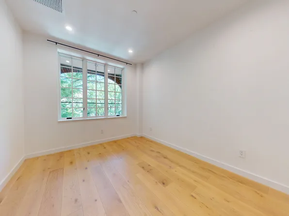 88 Hebert Street 3F image 12 of 13