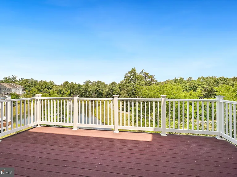 5522 Hartfield Ave — Photo 24
