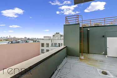 Rented by Rennit Inc.