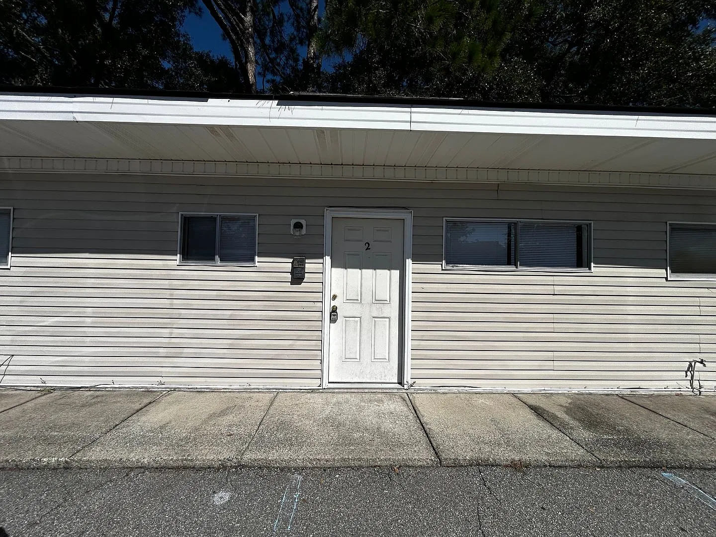 128 Gause St — Photo 1