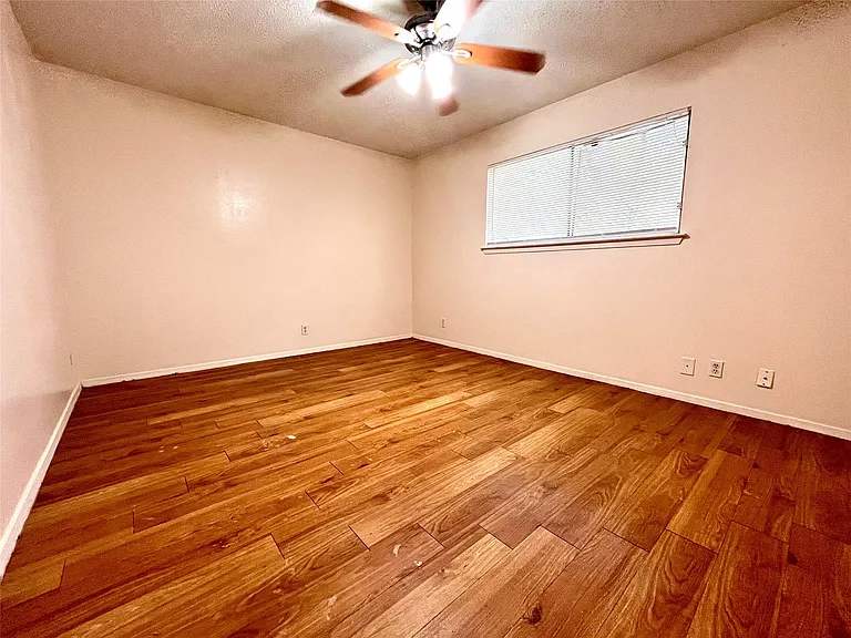 2802 Aftonshire Way #B — Photo 7