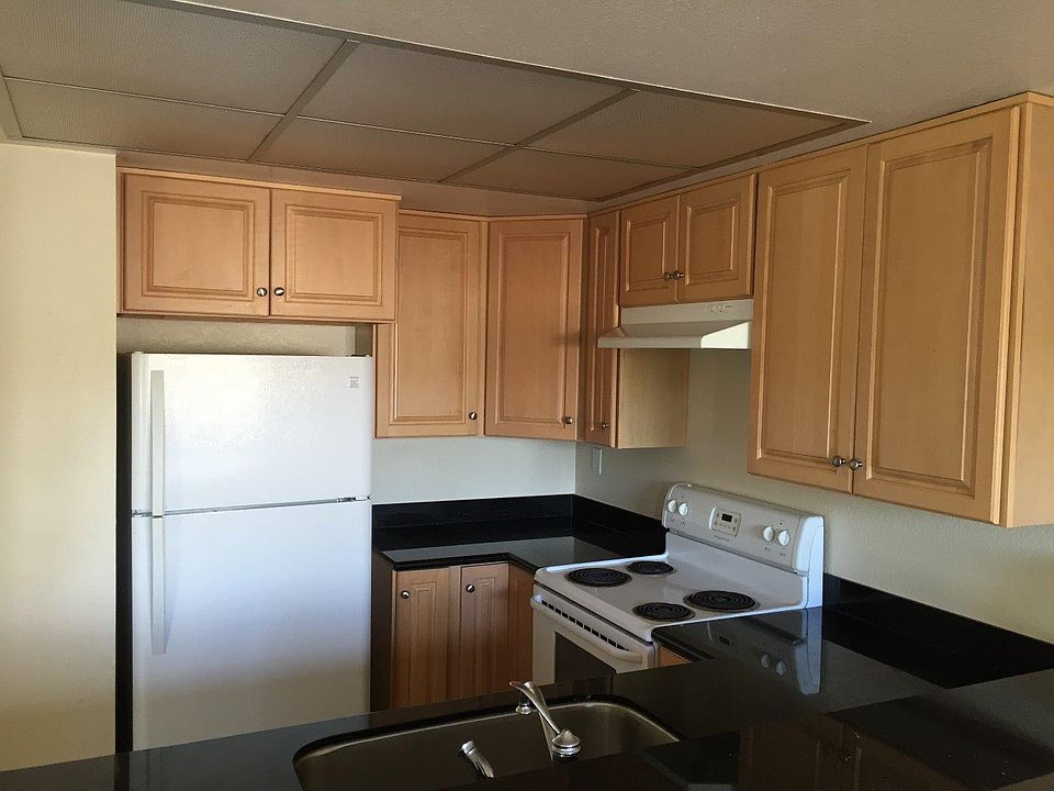 2nd image of 597 Groth Dr
