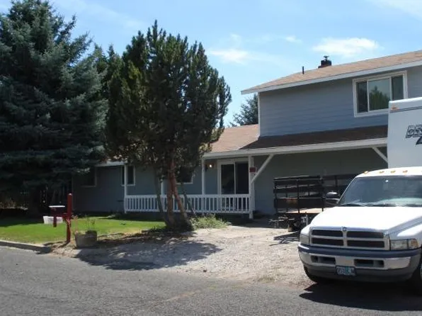 880 SE 6th St, Prineville, OR 97754