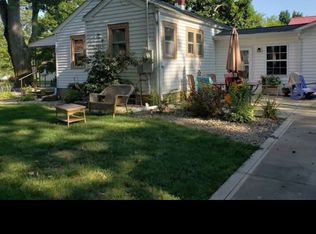 15 N State St, Markleville, IN 46056