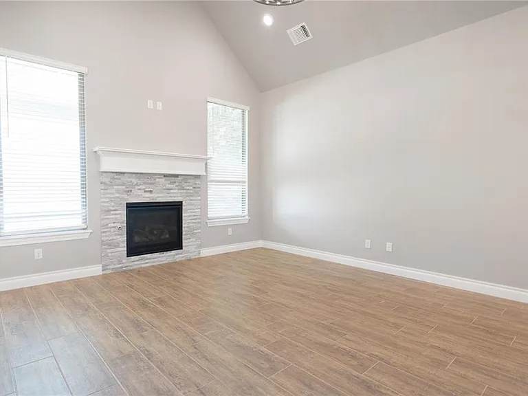 16140 Verbena Cir — Photo 3