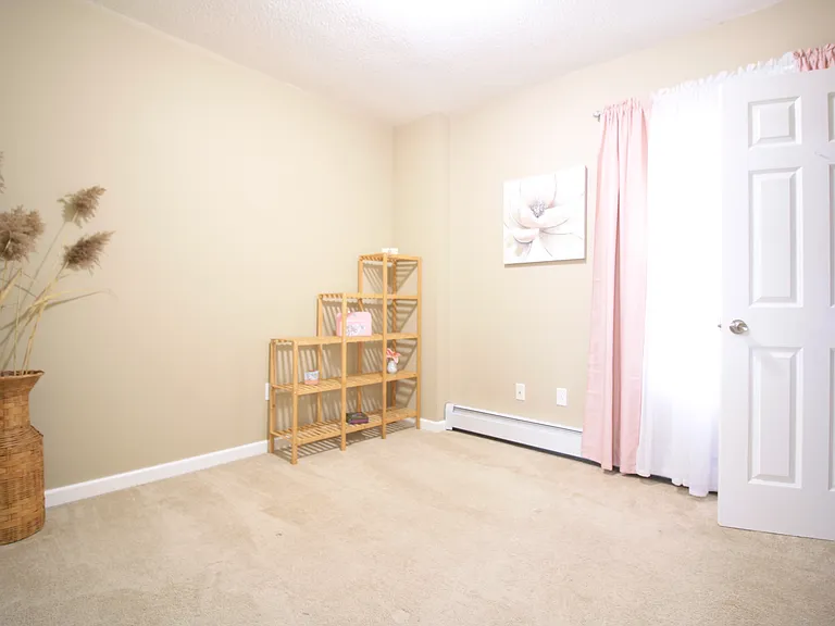 7 Maple Pl #1 — Photo 4