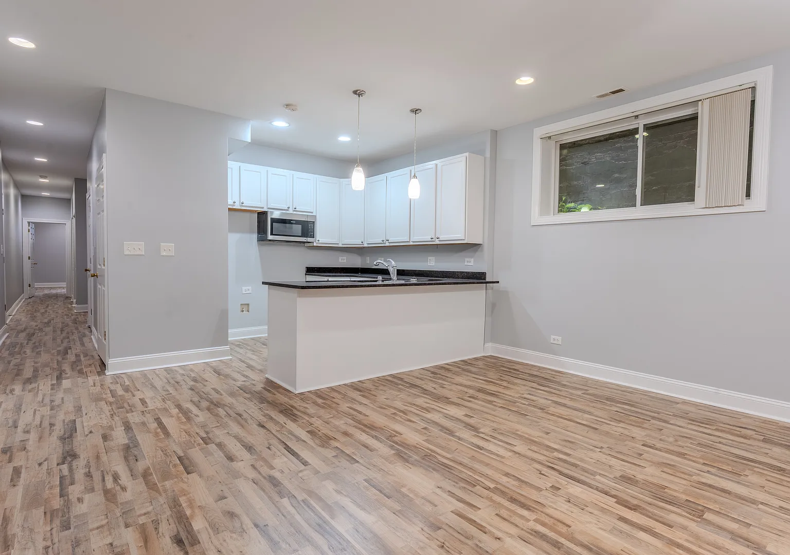 3 bed, $2,200 — Photo 4