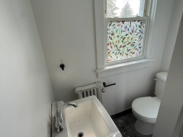 1102 Taylor Ave #4 — Photo 8