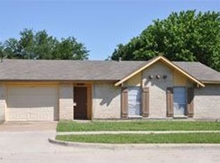 330 Nickens Rd, Garland, TX 75043