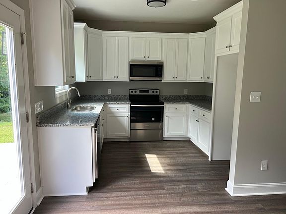2nd image of 309 Preakness Dr