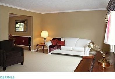 4th image of 326 Olde Mill Dr