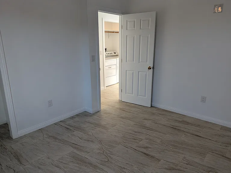 1208 N Oakley Ave #A — Photo 9