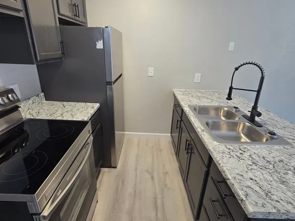 25 Osage Ridge Rd #5, Lake Ozark, MO 65049