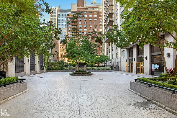 Sold by Brown Harris Stevens | media 28