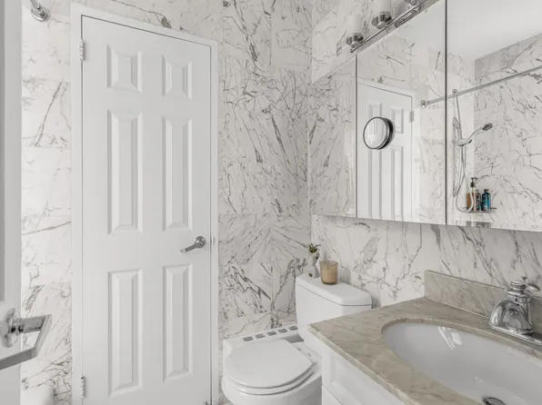 30 West 63rd Street image 6 of 7