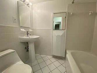 Rented by Stonehenge NYC LLC