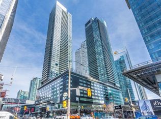 65 Bremner Blvd #1702, Toronto, ON M5J 0A7