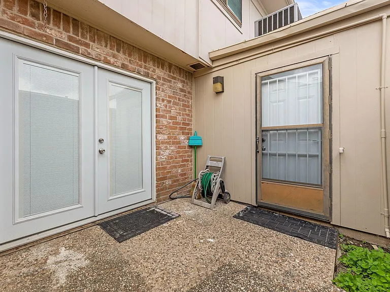 9200 W Bellfort St #25 — Photo 25