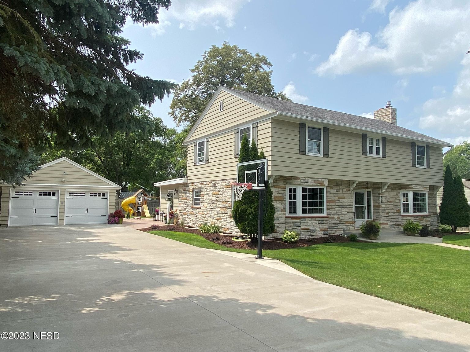 1025 N Park St, Watertown, SD 57201 MLS 246811 Zillow