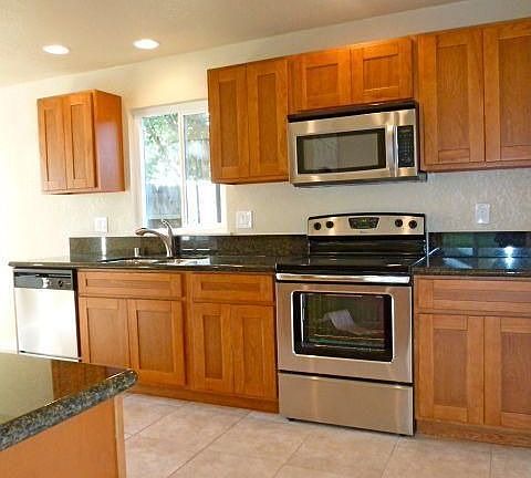 3rd image of 8721 Saints Way