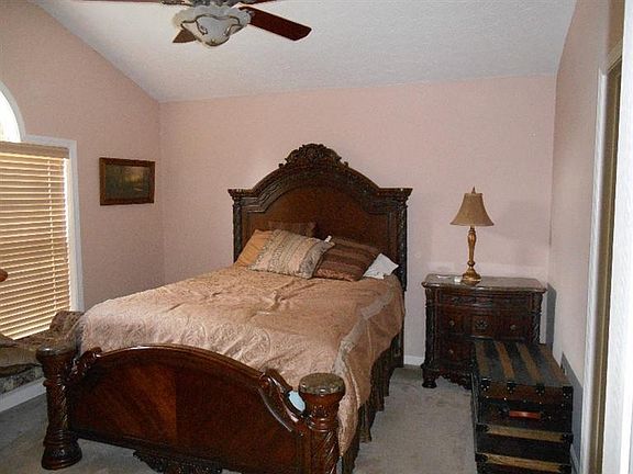 3rd image of 2392 Prescott Ln