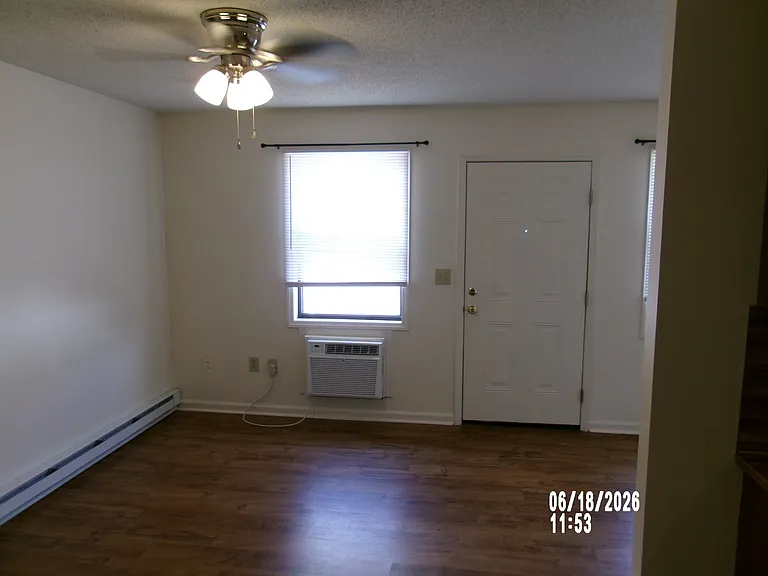 1373 5th St NE #1373 — Photo 7