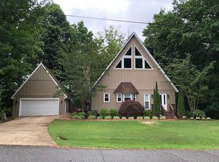 4 N Ridge Dr, Travelers Rest, SC 29690